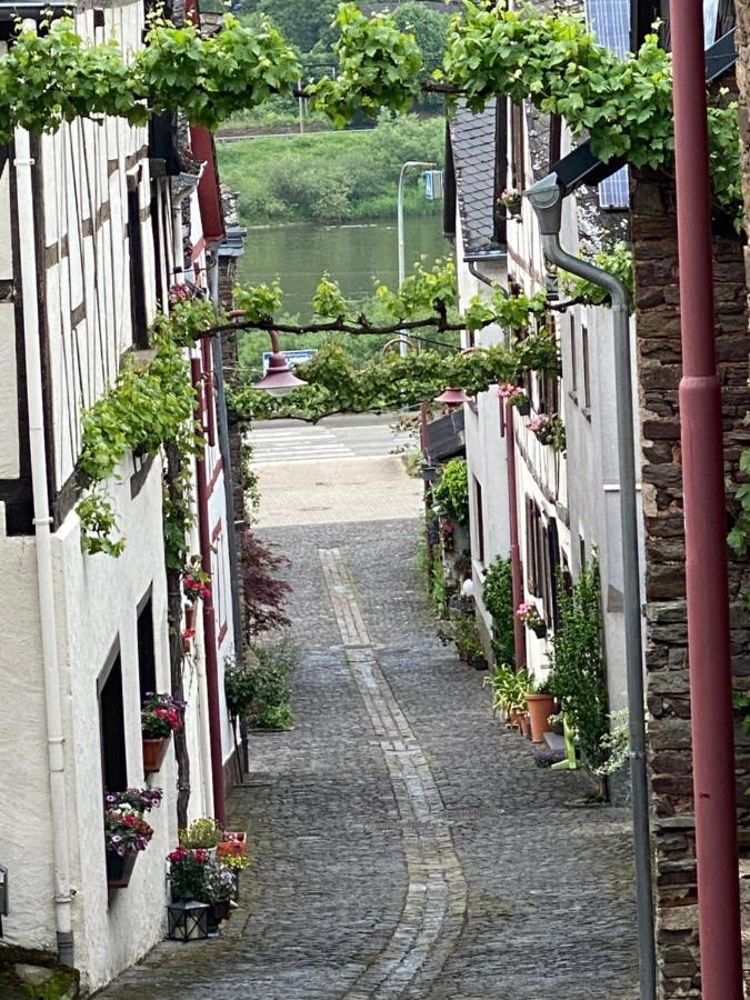 Ferienhaus Am Baybach In Burgen An Der Mosel Екстериор снимка
