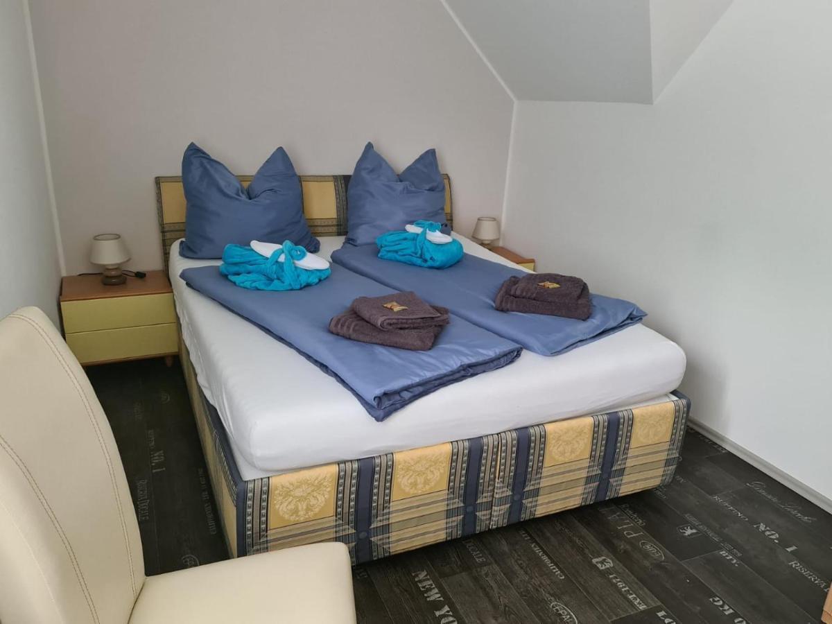 Ferienhaus Am Baybach In Burgen An Der Mosel Екстериор снимка
